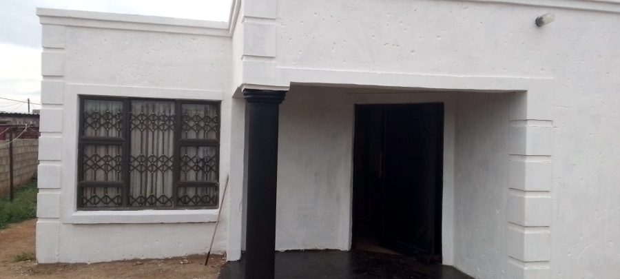 3 Bedroom Property for Sale in J B Mafora Free State